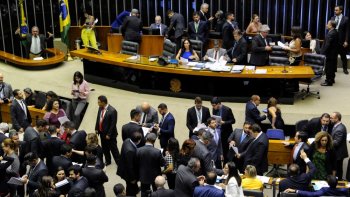 CMARA APROVA PROJETO QUE TORNA CRIME E DEFINE ASSDIO MORAL NO TRABALHO