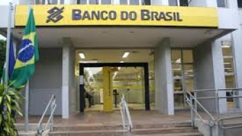 FUNCIONRIO EM SEGUNDO PLANO NO BANCO DO BRASIL