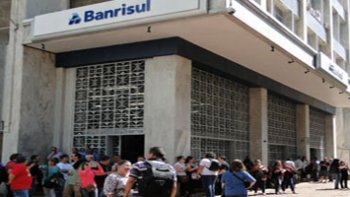 BANRISUL PBLICO SEGUE FORTE, RENTVEL E LUCRA R$ 128,5 MILHES NO PRIMEIRO TRIMESTRE