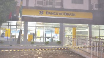 ASSALTANTES EXPLODEM AGNCIA DO BANCO DO BRASIL DE RIO DO CAMPO