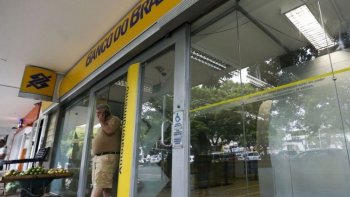 ENCERRADA PARCERIA DO BANCO DO BRASIL COM A CAIXA 