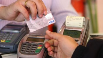 DE OLHO NAS TAXAS DO CARTO DE CRDITO	