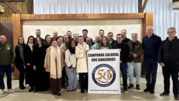 REUNI�O REGIONAL DOS BANC�RIOS EM TAI� 