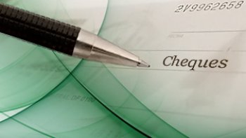 CLIENTES E BANCRIOS EXPLORADOS POR BANCOS