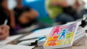 BRASILEIROS PODERO ESCOLHER NOVOS CONSELHEIROS TUTELARES NESTE DOMINGO