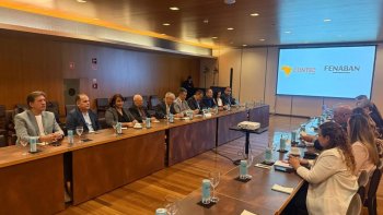 CONTEC PARTICIPA DE MESA TEM�TICA COM A FENABAN SOBRE IGUALDADE DA MULHER BANC�RIA