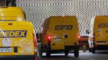 CORREIOS: GOVERNO DECIDE ENTREGAR TODA A ESTATAL EM LEILO NICO