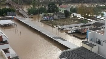 RIO DO SUL DECRETA SITUAO DE EMERGNCIA POR CAUSA DAS CHUVAS
