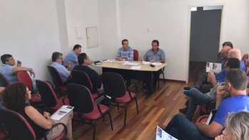 CAMPANHA SALARIAL 2018 - REUNIO COM OS SINDICATOS NA FEEB SC EM 18 DE ABRIL 2018