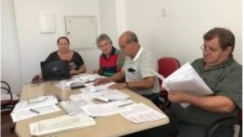 REUNIO NA FEEB SC PARA DEBATER A PAUTA DE REIVINDICAES DA CATEGORIA