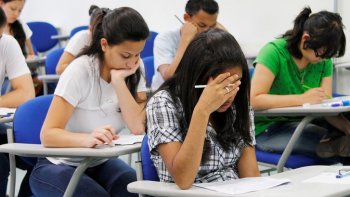 FACULDADES PRIVADAS QUEREM QUE NOVO GOVERNO AUMENTE FIES EM 10 VEZES