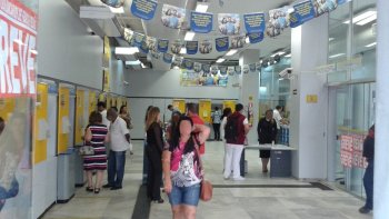 QUINZE DIAS DE GREVE E BANQUEIROS SE RECUSAM A RETOMAR AS NEGOCIAES