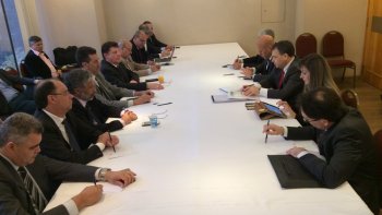 APS MAIS DE 5H DE NEGOCIAO A FENABAN NO APRESENTA NOVA PROPOSTA