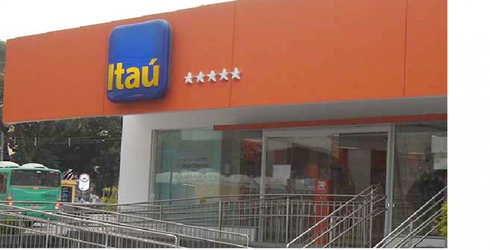 ITAÚ: CLIENTE E BANCÁRIOS NO ESCURO E COM CALOR - Sindicato dos Bancários  de Itabuna e Região