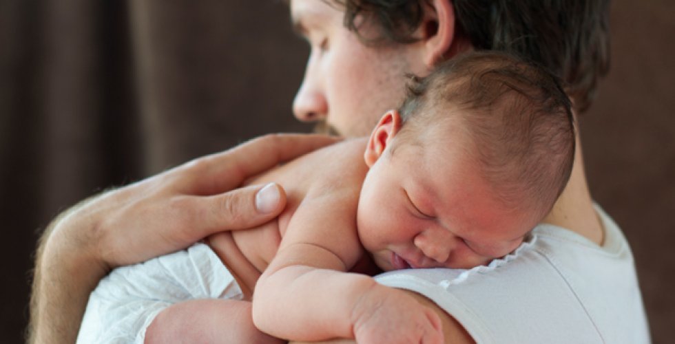 Merck Brasil amplia licença-paternidade