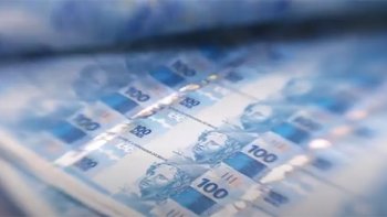 SALRIO DOS CHEFES DOS BANCOS  DE CAIR O QUEIXO