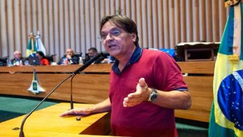 BANCRIOS APONTAM FRAUDES TRABALHISTAS NO SANTANDER EM DEBATE SOBRE FECHAMENTO DE AGNCIAS