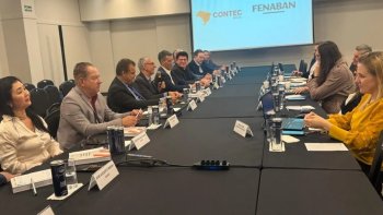 MESA TEMTICA CONTEC/FENABAN DISCUTE AUTORREGULAO SINDICAL E FECHAMENTO DE AGNCIAS