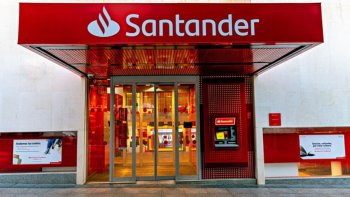 SINDICATOS DENUNCIAM TERCEIRIZAO FRAUDULENTA, DEMISSES E FECHAMENTO DE AGNCIAS NO SANTANDER