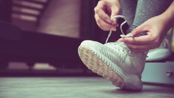 VOC� EST� ENVELHECENDO BEM?  EXPERIMENTE ESTES TESTES SIMPLES PARA DESCOBRIR