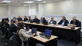 BANCO DO BRASIL RESISTE A AVAN�OS EM CL�USULAS SOCIAIS