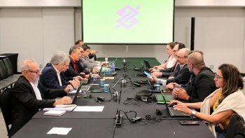 BANCO DO BRASIL TRAVA DEBATE ECON�MICO E CONDICIONA AVAN�OS � DECIS�O DA FENABAN