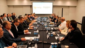 AP�S MAIS DE OITO HORAS DE NEGOCIA��O, FENABAN INSISTE EM PROPOSTA ABAIXO DA INFLA��O E CONTEC REJEITA RETIRADA DE DIREITOS