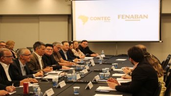 FENABAN PROP�E INPC + 0,6% PARA 2026 E REPETE GANHO REAL EM 2027