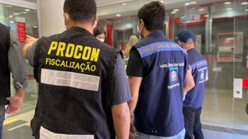 PROCON SC ESTUDA ABRIR PROCESSO CONTRA BANCOS DEVIDO AO HORRIO DE ATENDIMENTO REDUZIDO   