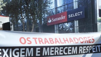 BANCRIOS DO SANTANDER QUE NO ADERIRAM A MOVIMENTO GREVISTA NO CONSEGUEM GARANTIA DE EMPREGO NA JUSTIA.